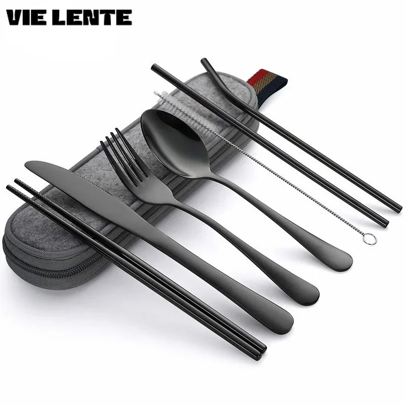 Camping Cooking And Cutlery Set - طقم أدوات مائدة للسفر قابل لإعادة