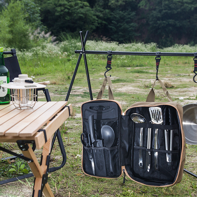 طقم أدوات طهي للتخييم مكون من  - مراجعة Camping Cooking And Cutlery Set وسعره