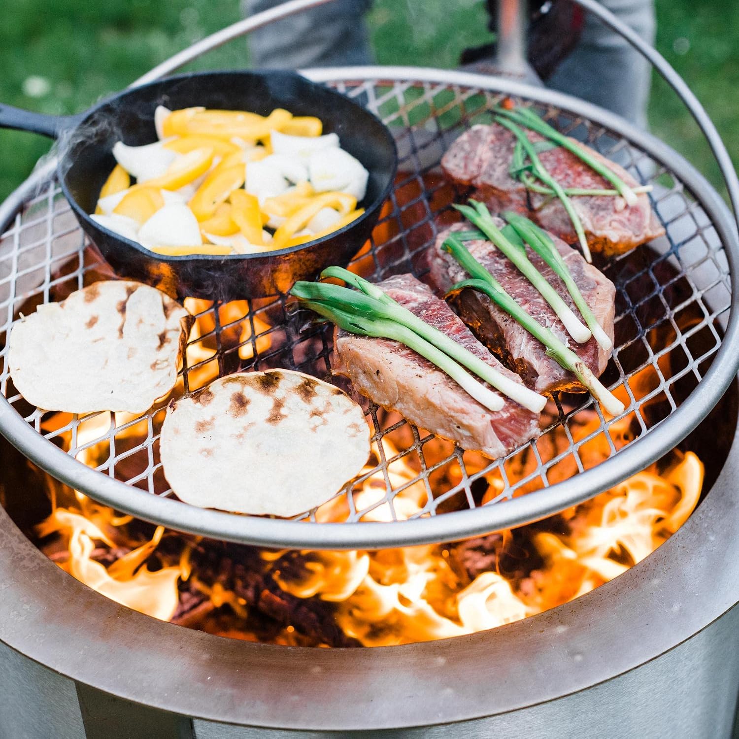 شبكة طهي من الفولاذ المقاوم لل - مراجعة Camping Cooking Fire Pit وسعره