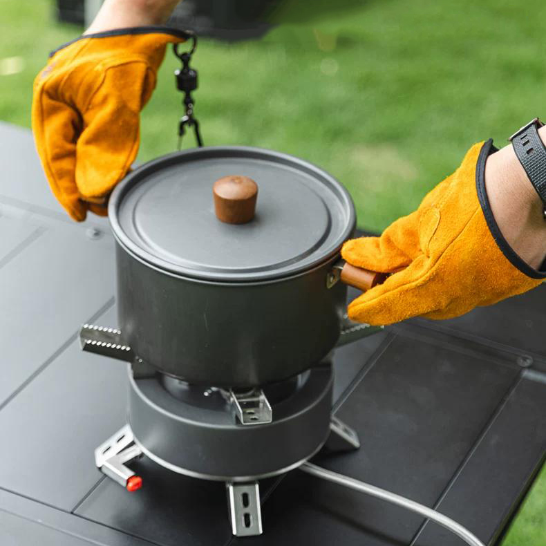 قفازات الشواء للطهي، قفازات مق - مراجعة Camping Cooking Essentials وسعره